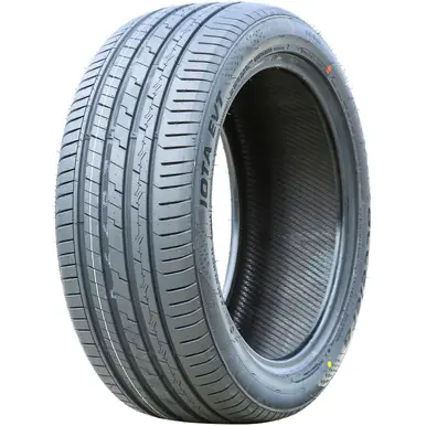 Accelera Iota EVT 165/55R15 75V Trending
