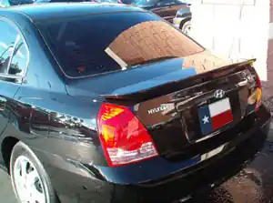 New Arrival Hyundai Elantra Sedan DAR Spoilers OEM Look 3 Post Wing w/ Light FG-046