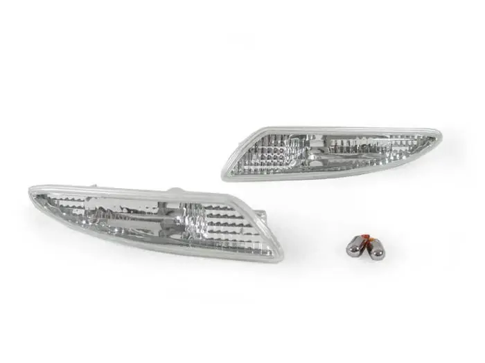 One Day Deal Mercedes R230 Sl-Class Crystal Clear Front DEPO Bumper Light
