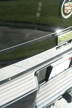 Factory Price CADILLAC ESCALADE 4dr QAA Stainless 2pcs Tailgate Accent RT42255