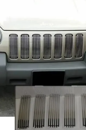 JEEP LIBERTY 4dr QAA 7pcs Grille Accent SGB42090 Premium