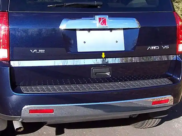 Same Day Shipping SATURN VUE 4dr QAA Stainless 1pcs Rear Deck Accent RD43440