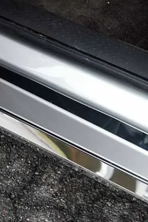 Sale CADILLAC SRX 4dr QAA Stainless 4pcs Door Sill Trim DS44260