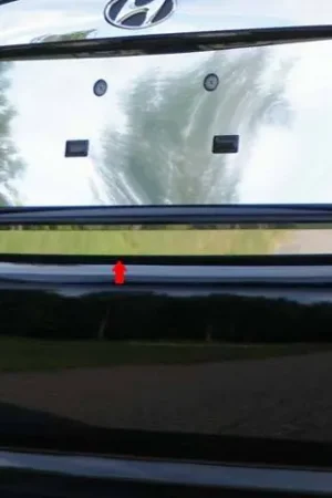 High Quality Fits Hyundai ACCENT 4dr QAA Stainless 1pcs Rear Deck Accent RD27365