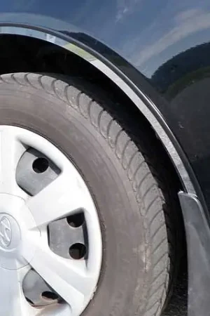 Buy Online Fits Hyundai ACCENT 4dr QAA Stainless 4pcs Wheel Well Accent WQ27365