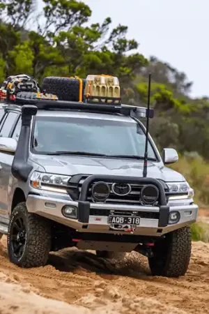 Limited Time ARB BASE Rack Mount Kit with Deflector - 1770020