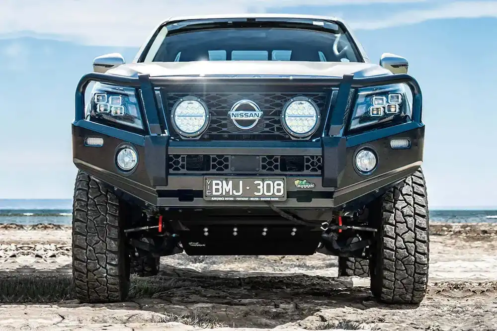 Ironman 4x4 Commercial Deluxe Bull Bar (Navara NP300 21+) Money Back Guarantee